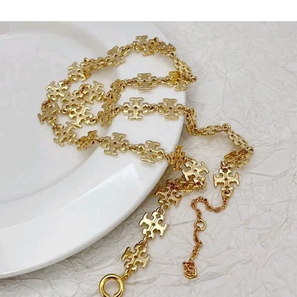 Tory Burch Gold Logo Necklace - Picture 4 of 6